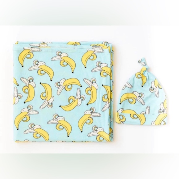 🍌NIB LS Banana Swaddle🍌 - Picture 3 of 3
